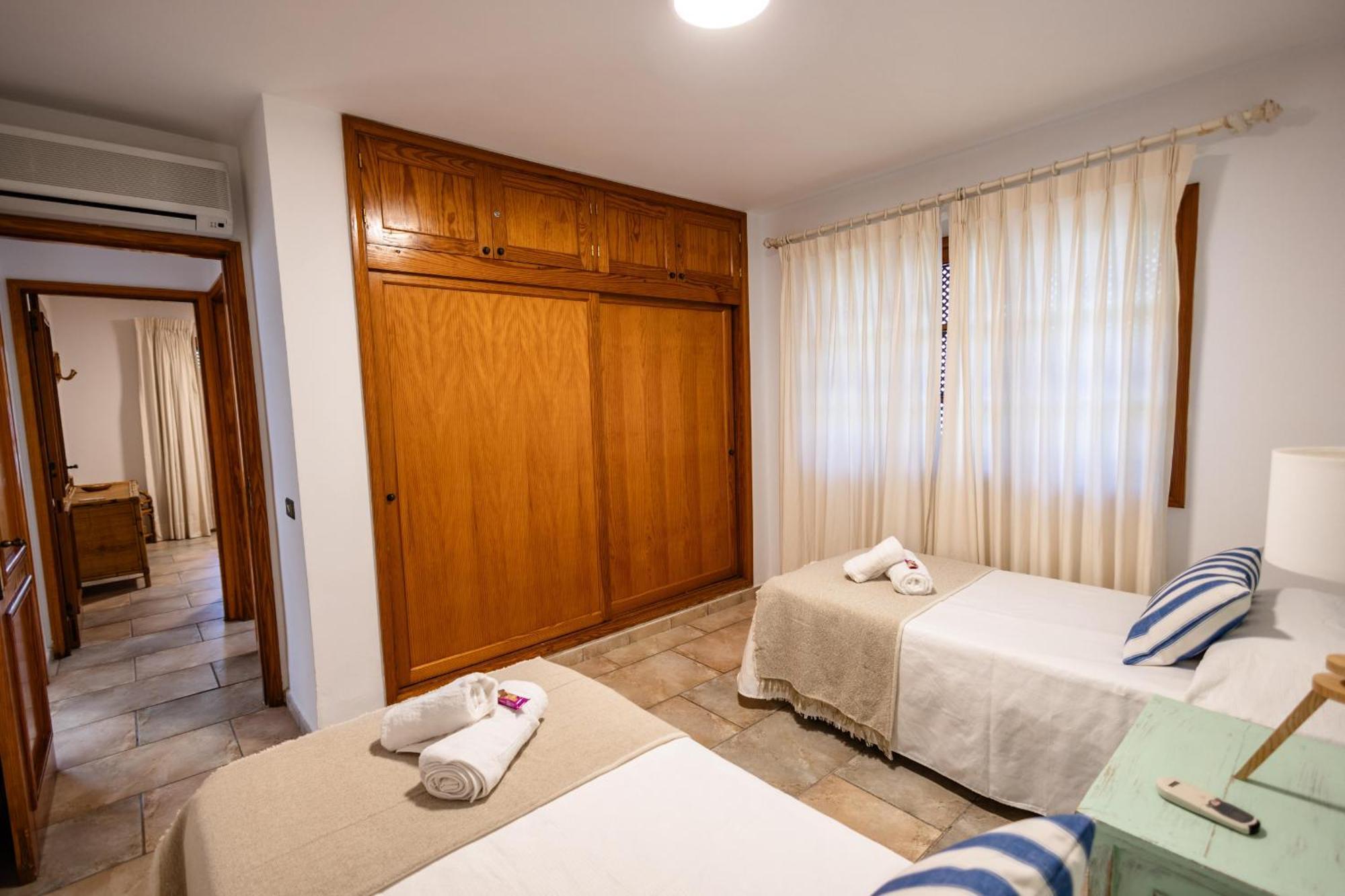 Oasis Holycan - By Gestion Vacacional Canarias San Bartolome de Tirajana  Exterior photo