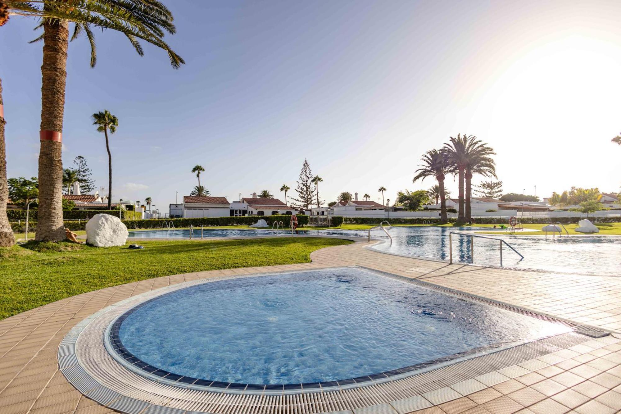 Oasis Holycan - By Gestion Vacacional Canarias San Bartolome de Tirajana  Exterior photo