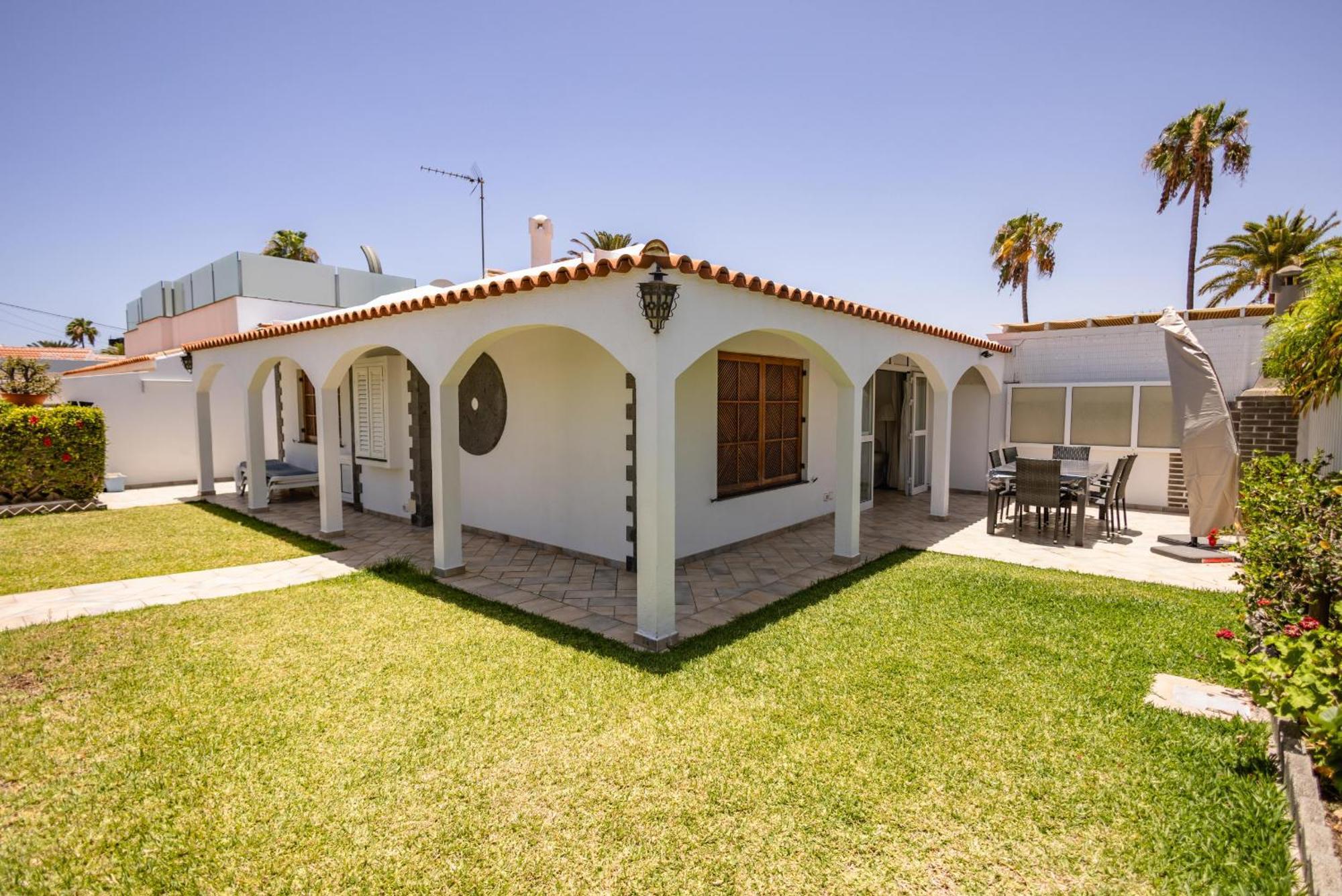 Oasis Holycan - By Gestion Vacacional Canarias San Bartolome de Tirajana  Exterior photo