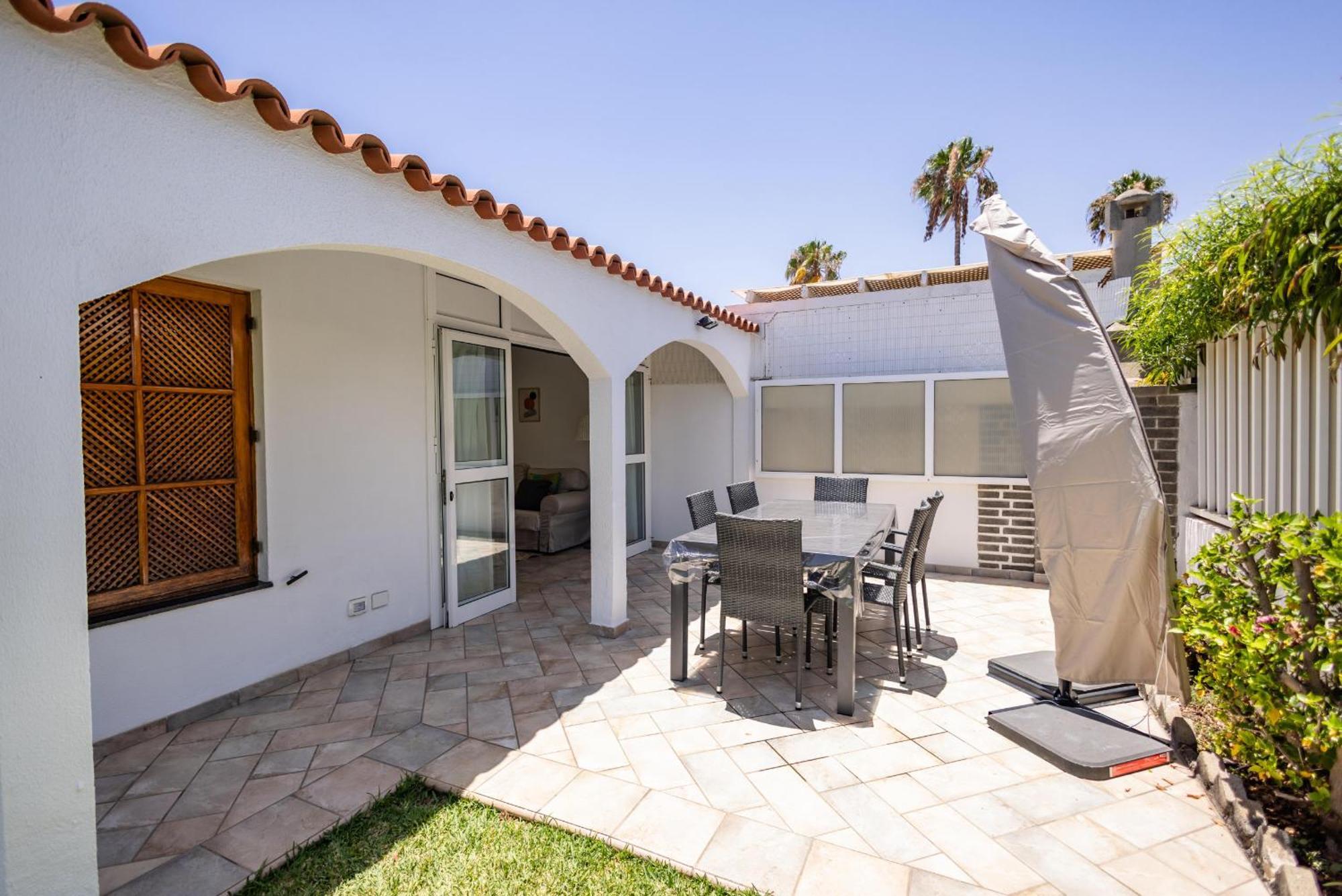 Oasis Holycan - By Gestion Vacacional Canarias San Bartolome de Tirajana  Exterior photo